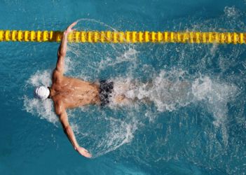 Плавание (Swimming) Плавание (Swimming)